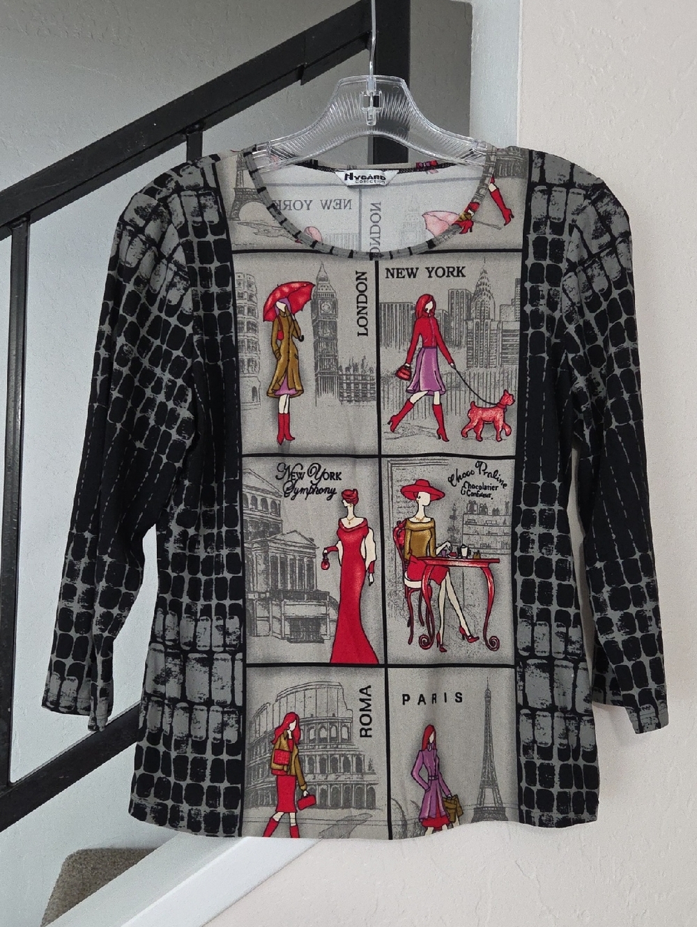 Peter Nygard Black Gray Graphic Travel Print Top with Red Accents Size M